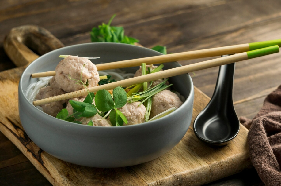 Diterpa Isu Mistis: “Celana Dalam di Panci Bakso”, Bisnis Harus Bagaimana?